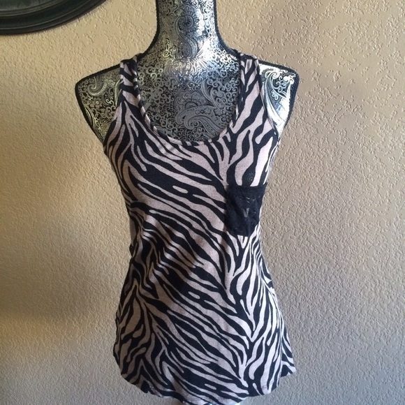 Zebra lace tank top
