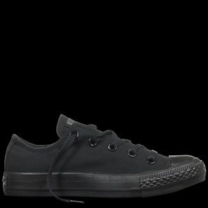 Women's monochrome black converse