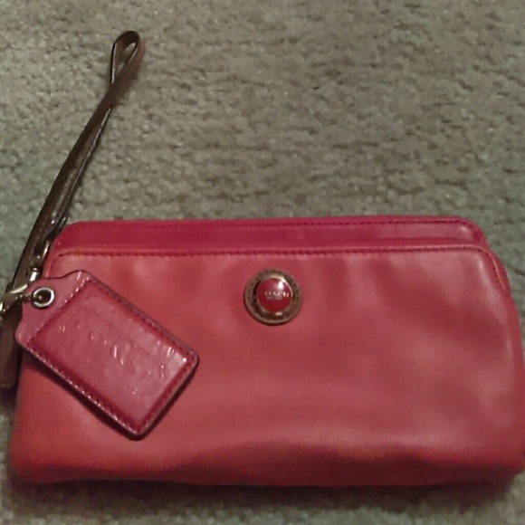 Large Coach wallet/wristlet