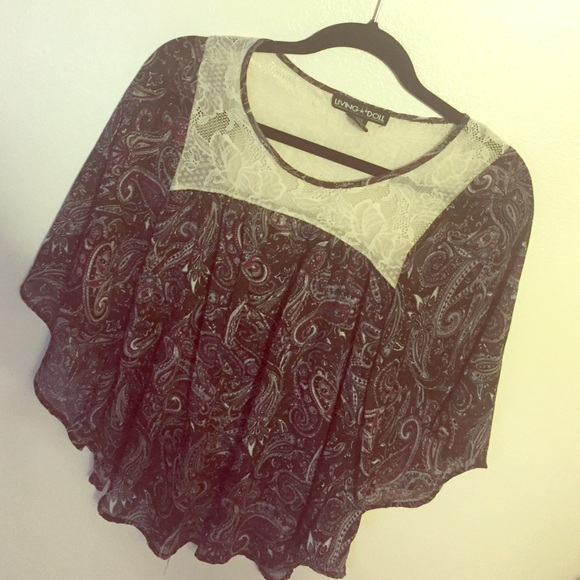 Paisley flowy top!