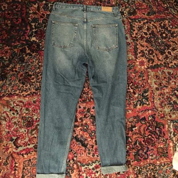 H&M mom jean