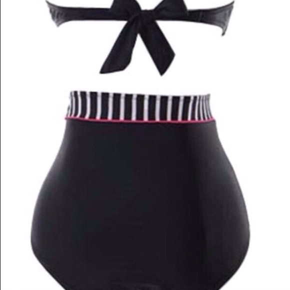 High Waisted Swimsuit 😍 - Picture 2 of 2