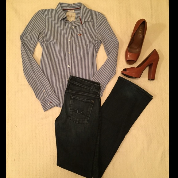 Hollister Stretch Slim-Fit Button-Up