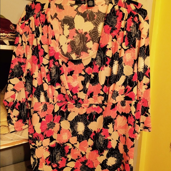 Blouse - Picture 1 of 2