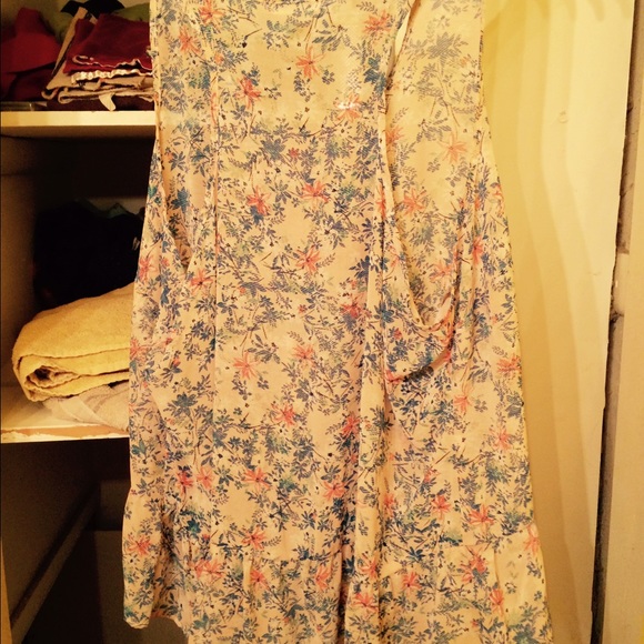 Blouse - Picture 4 of 4