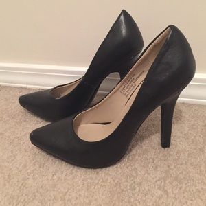 Classic black pumps