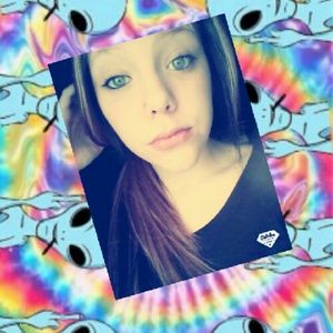 Meet your Posher, Kaycee