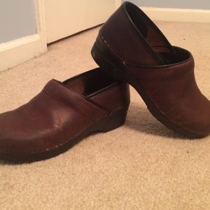 Brown Dansko Size 40