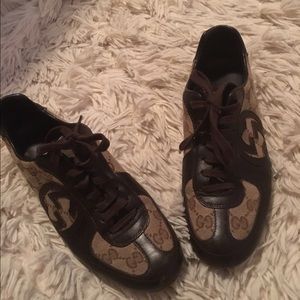 Authentic Gucci Royal sport  sneakers