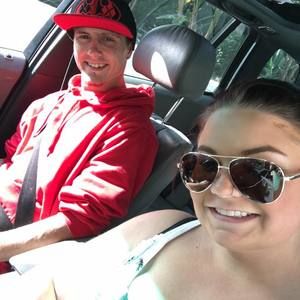 Meet your Posher, Holly