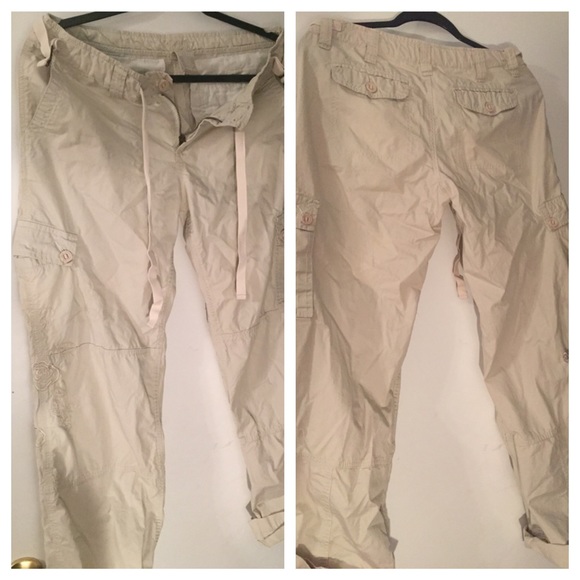 Roxy Brand Embroidered Khaki Pants sz 9 - Picture 2 of 4