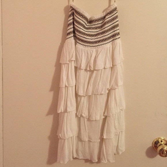 Strapless dress