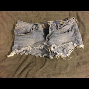 Pacsun distressed shorts