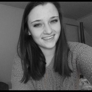 Meet your Posher, Dacey
