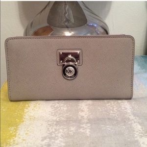 Michael Kors Grey Hamilton Lock Zip Wallet