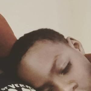 Meet your Posher, Dee