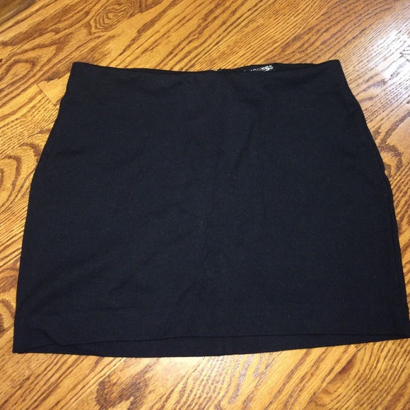Express mini skirt