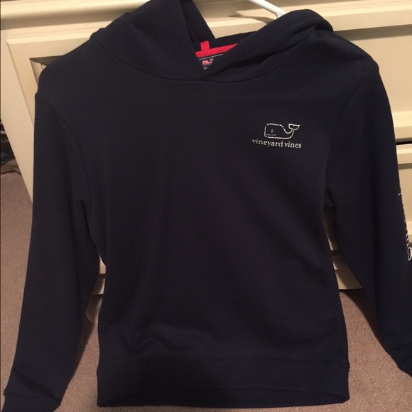 Vineyard vines hoodie