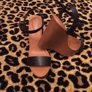 Black tan high wedges