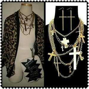 Cross necklace set
