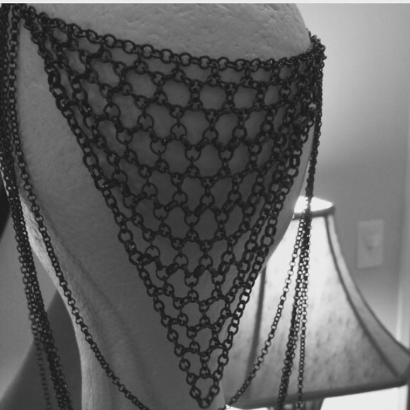 CHIC BOHO NECKLACE VERY UNIQUE.👙 - Picture 3 of 3