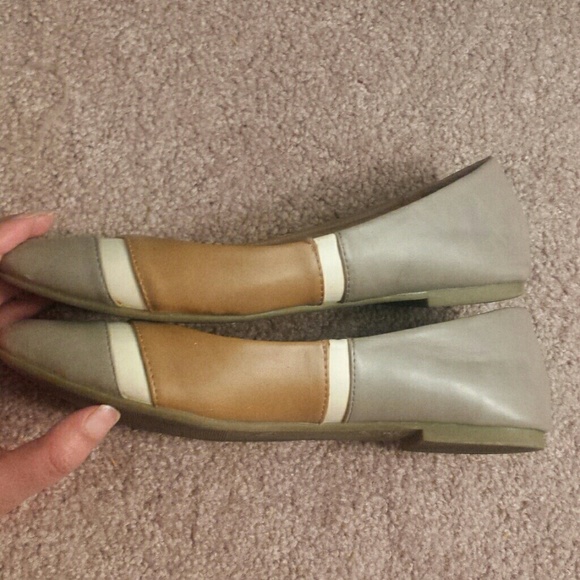 Color Block Flats - Picture 4 of 4