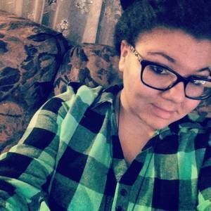 Meet your Posher, Makayla