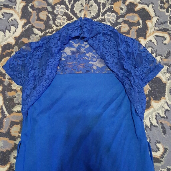 Shirt - Picture 2 of 3