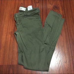 Hollister dark green jeans