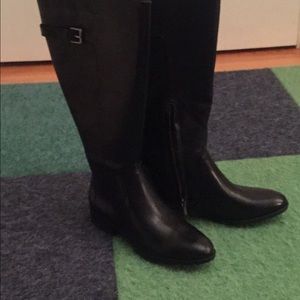 Gorgeous NEVER WORN Sam Edelman black boots!