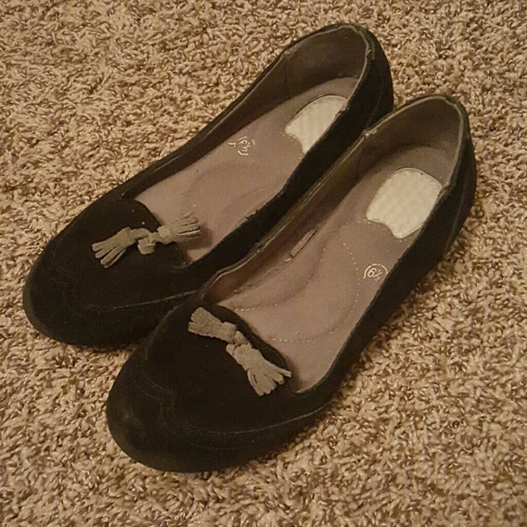 Black flats