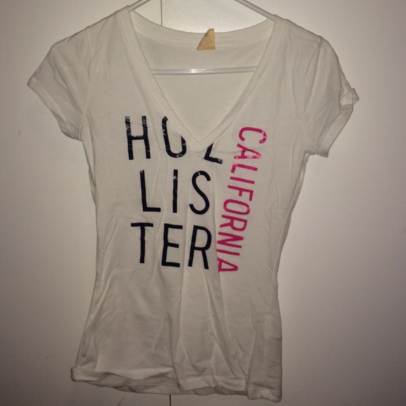 Hollister CA t shirt