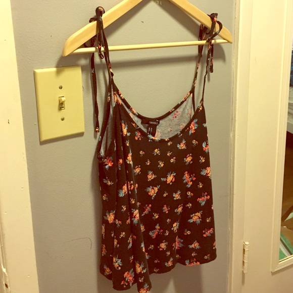 Cute F21 floral tank