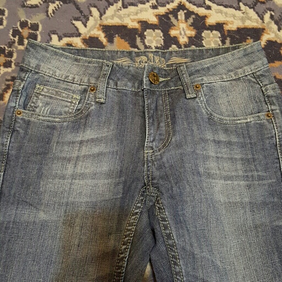 Jeans - Picture 2 of 3