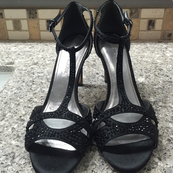 Antonio Melani black jewled heals