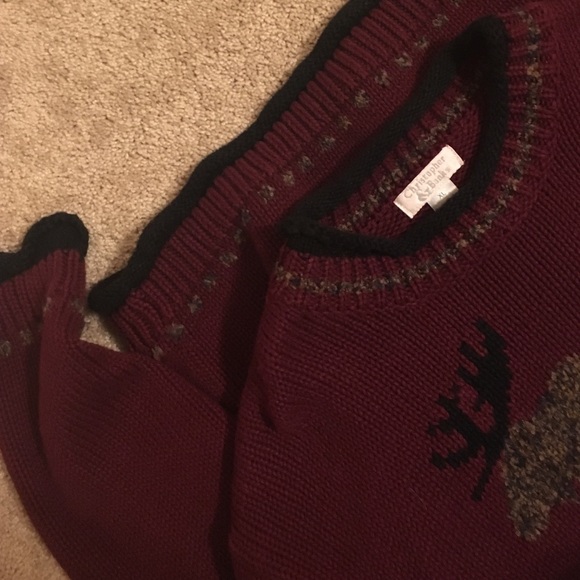 oversized maroon sweater - Picture 3 of 3