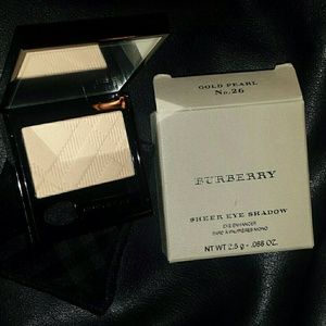 BURBERRY EYESHADOW "GOLD PEARL"