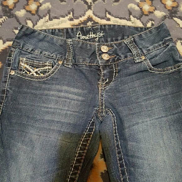 Jeans - Picture 2 of 3
