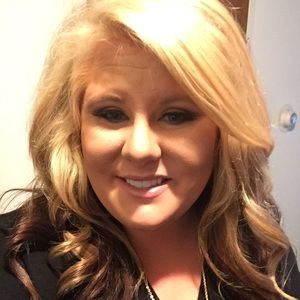 Meet your Posher, Leigh ann