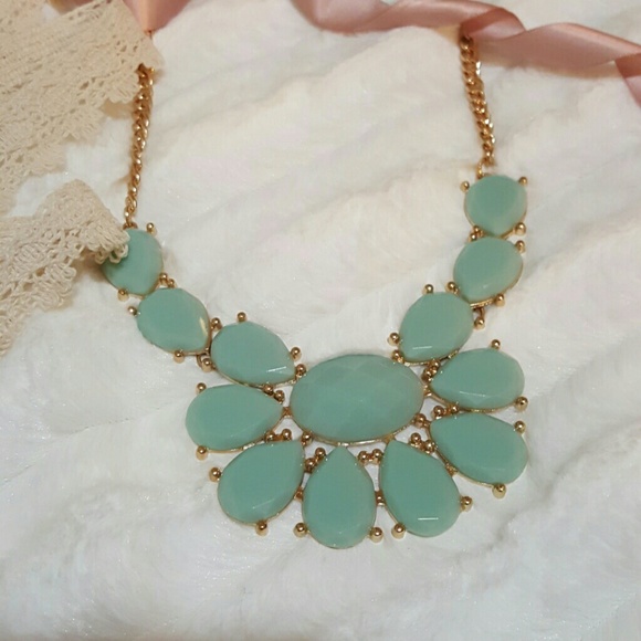 [ BOGO 50% ] Statement Necklace