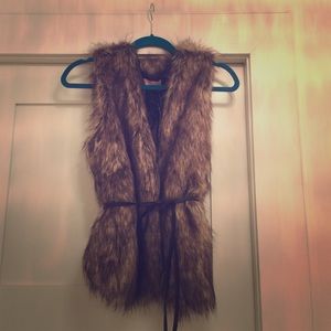 Faux fur vest with tie