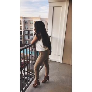 Meet your Posher, Chanda