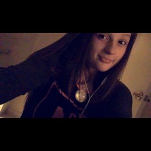 Meet your Posher, Natalie