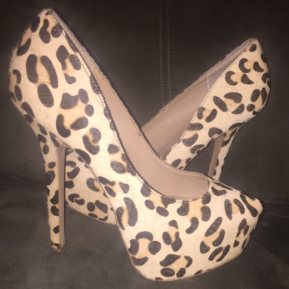Steve Madden Dejavu Platform Heel