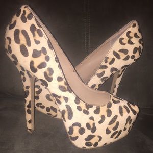Steve Madden Dejavu Platform Heel