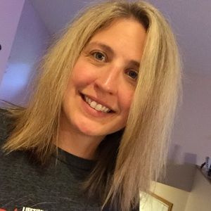 Meet your Posher, Melissa