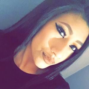 Meet your Posher, Araceli