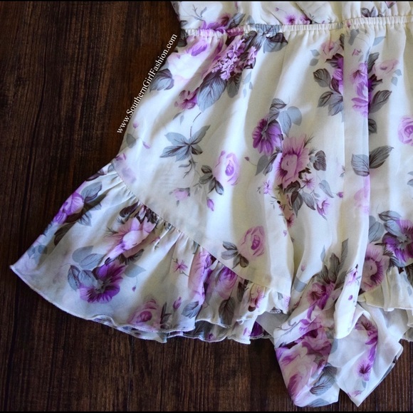 FLORAL ROMPER Printed Crossover V Neck Jumpsuit - Picture 2 of 4