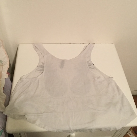White tank - Picture 3 of 3