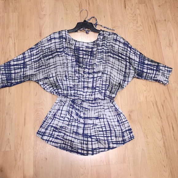Silky scoop Back blouse